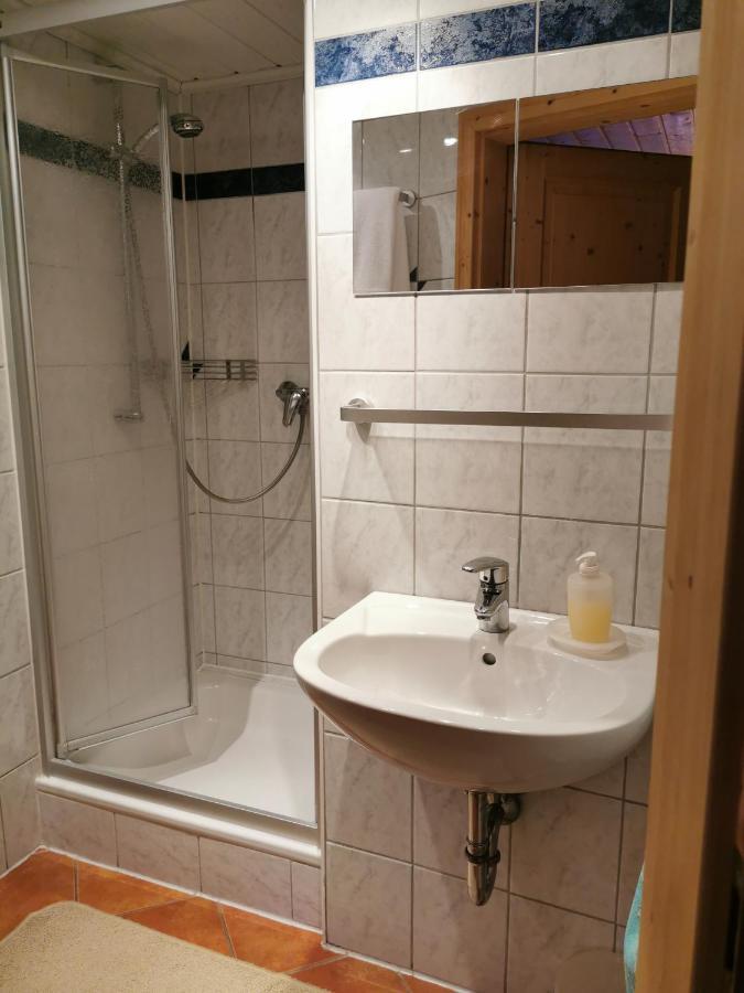Siegenburg Gaestezimmer Reitinger מראה חיצוני תמונה